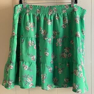 NWT LOFT Green Floral Pull On Fully Lined Tiered Full Skirt